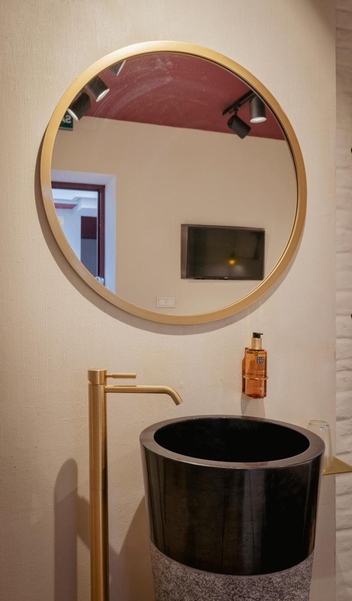 Hotel Lirium Casa Patio Sevilla Zimmer foto